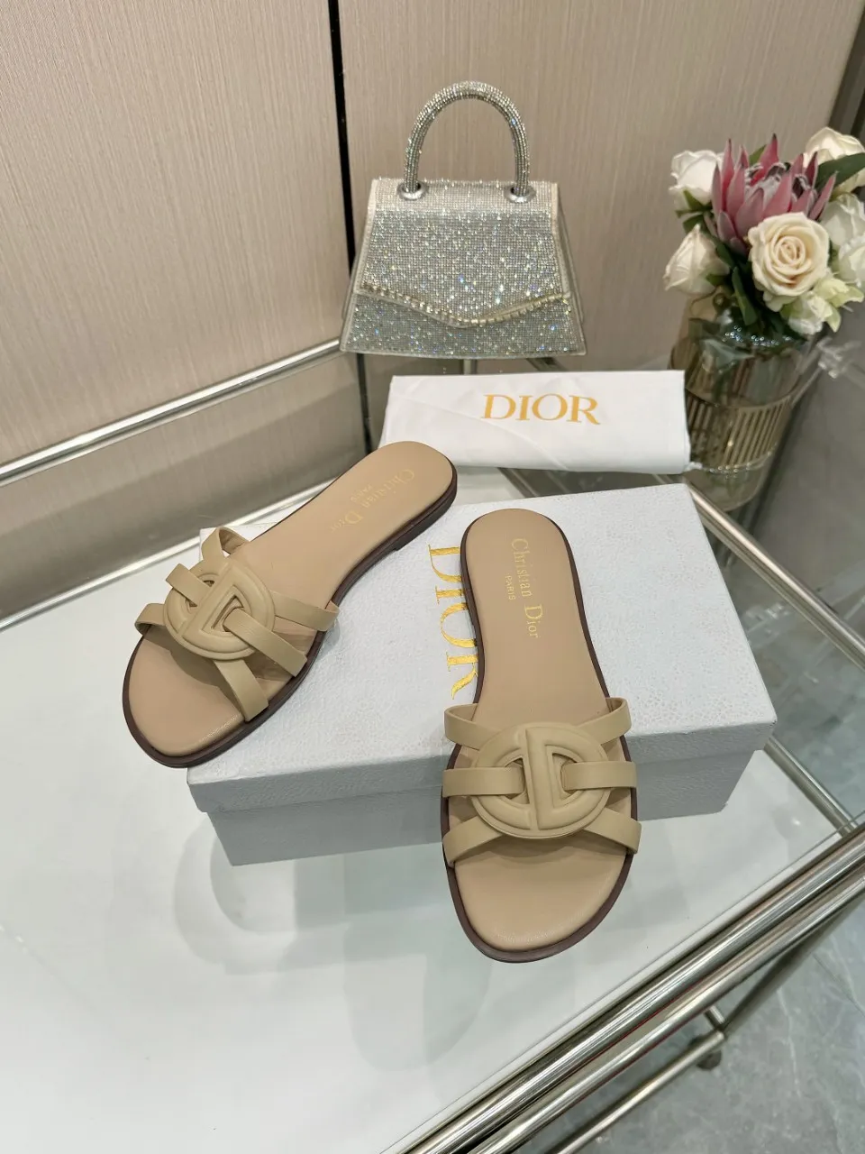 👟👟Ex-factory price 340👟👟 Dior new model, 9 colors available, cowhide fabric, code number 35-42, leather sole +40